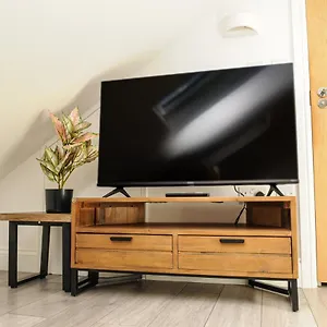 https://charming-2-x-double-bedroom-flat.brighton-hotels-england.com