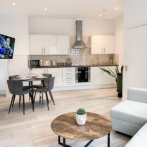 https://modern-apartments-in-shoreditch.cambridgehotelsuk.com